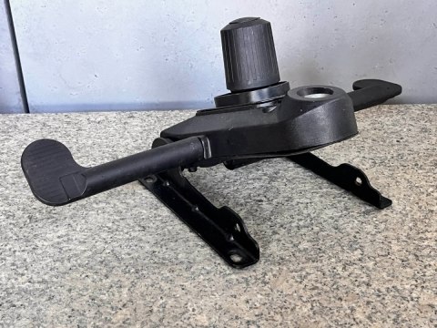 Mechanizm fotela HIGH PERFORMANCE PRO TURN Prototype Mechanizm fotela HIGH PERFORMANCE PRO TURN Prototype