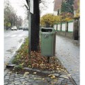 Kosz uliczny miejski pojemnik na śmieci na słupek lub ścianę DIN 50L - zielony Europlast Austria