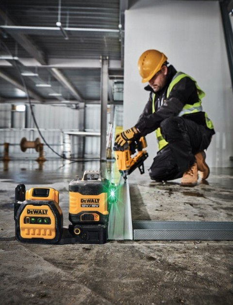 LASER LINIOWY 3-PŁASZCZYZNOWY 12/18V ZIE. WIĄZKA XR 1*2.0AH DEWALT LASER LINIOWY 3-PŁASZCZYZNOWY 12/18V ZIE. WIĄZKA XR 1*2.0AH DEWALT