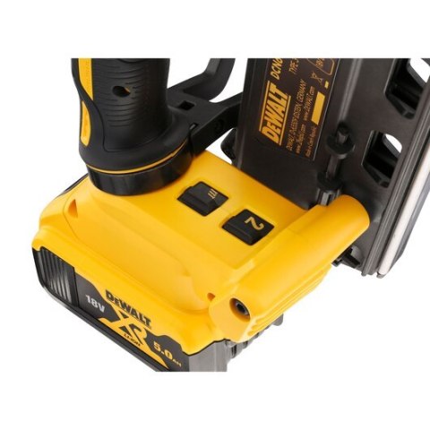 GWOŹDZIARKA AKUMULATOROWA 18V 0*AH DEWALT GWOŹDZIARKA AKUMULATOROWA 18V 0*AH DEWALT