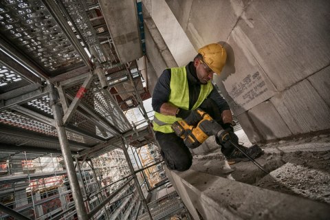 MŁOTOWIERTARKA 54V SDS-PLUS XR 2*6.0AH DEWALT MŁOTOWIERTARKA 54V SDS-PLUS XR 2*6.0AH DEWALT